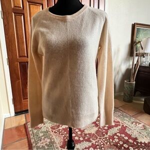 Halogen Cream 100% Cashmere Sweater Women's Size M Crewneck Pullover